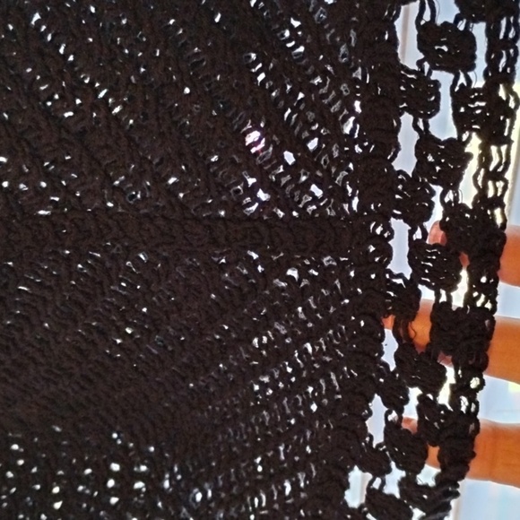 Forever 21 Woman's Black Crochet Spaghetti Strap Crop Top, Size: L - Picture 4 of 7